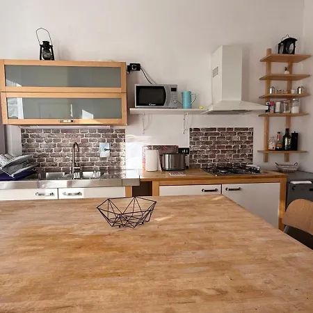 Onda Blu Maremagnum アパート